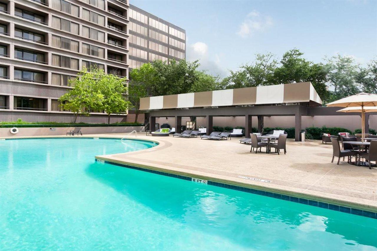 Doubletree By Hilton Hotel & Suites Houston By The Galleria Εξωτερικό φωτογραφία