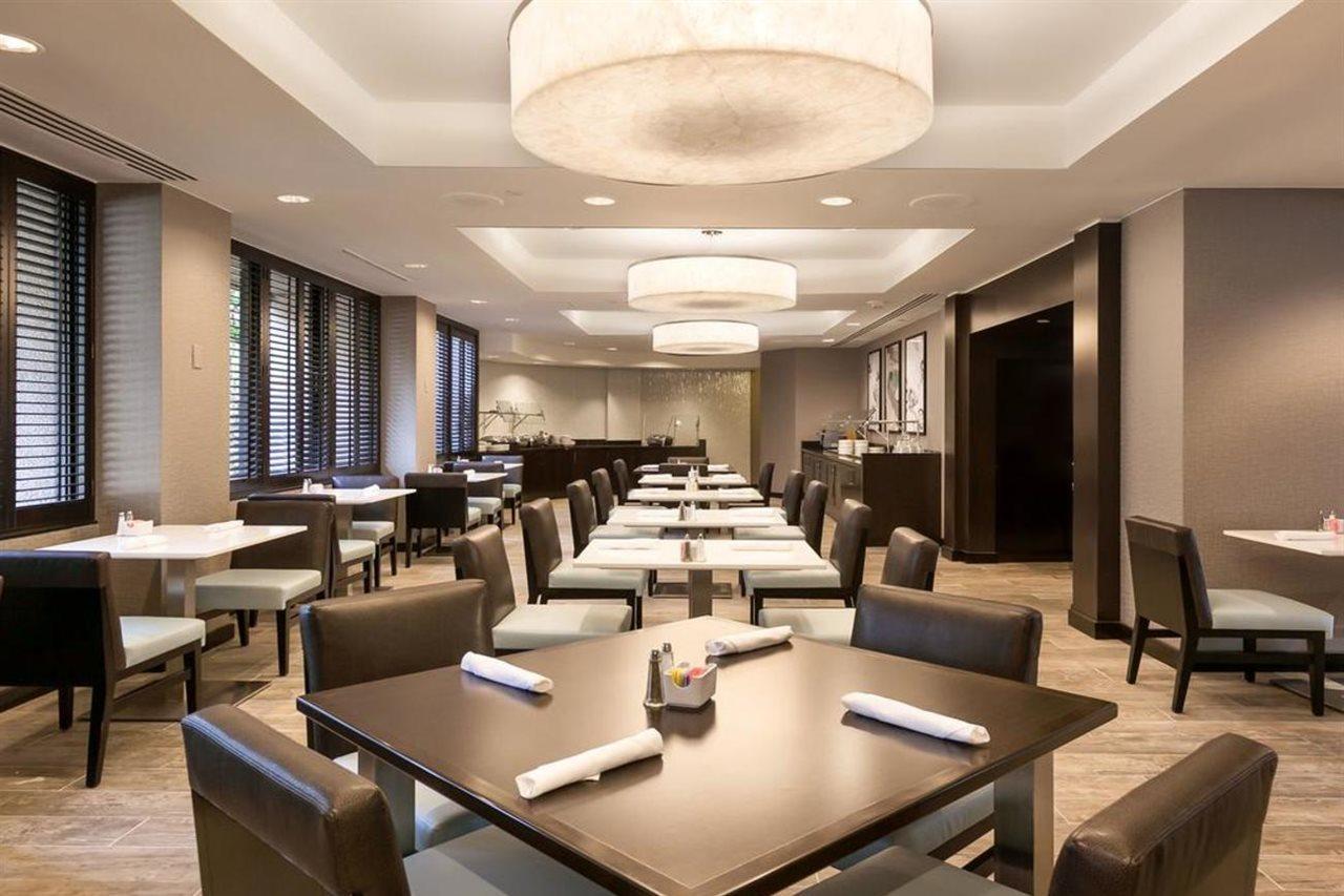 Doubletree By Hilton Hotel & Suites Houston By The Galleria Εξωτερικό φωτογραφία