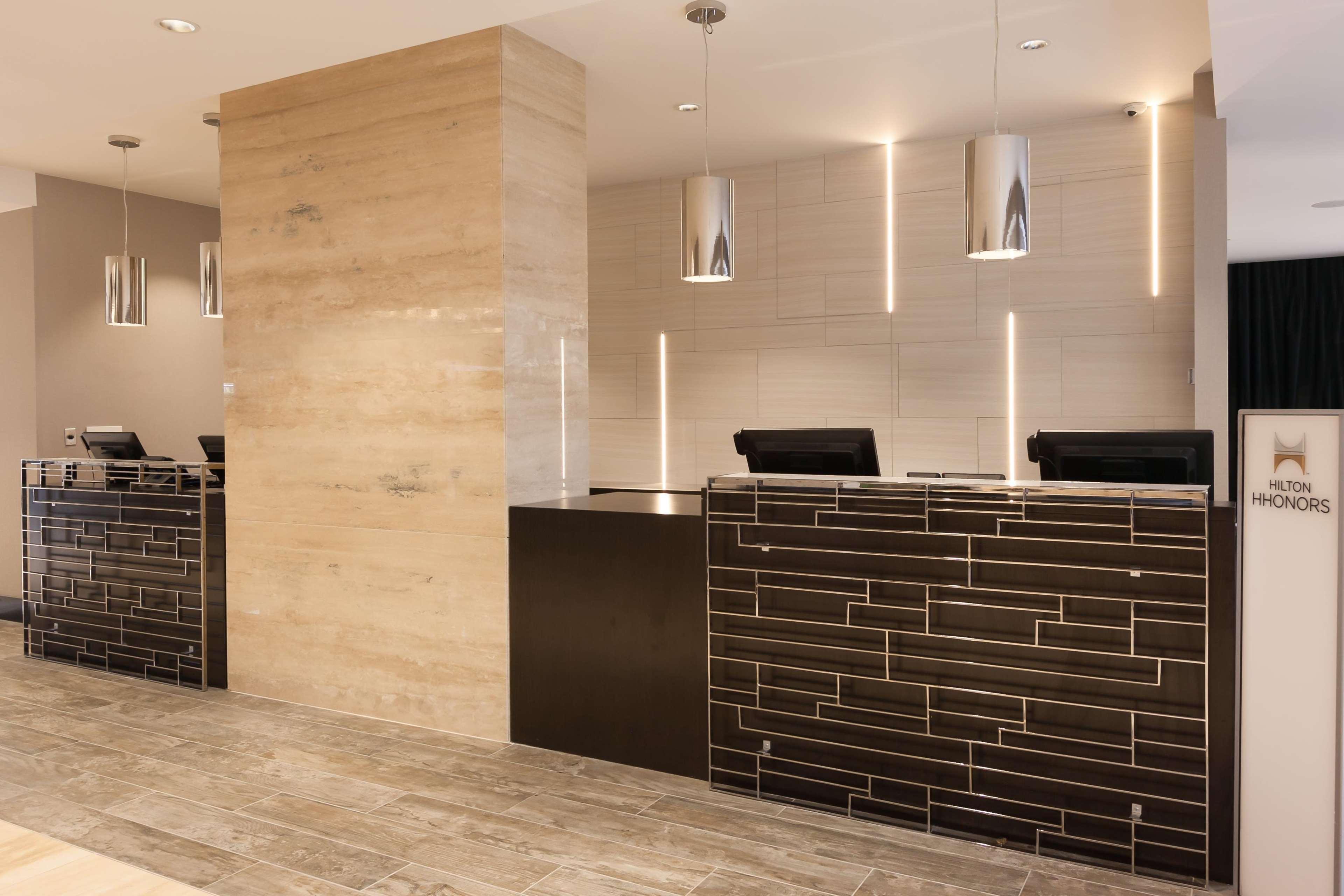 Doubletree By Hilton Hotel & Suites Houston By The Galleria Εξωτερικό φωτογραφία