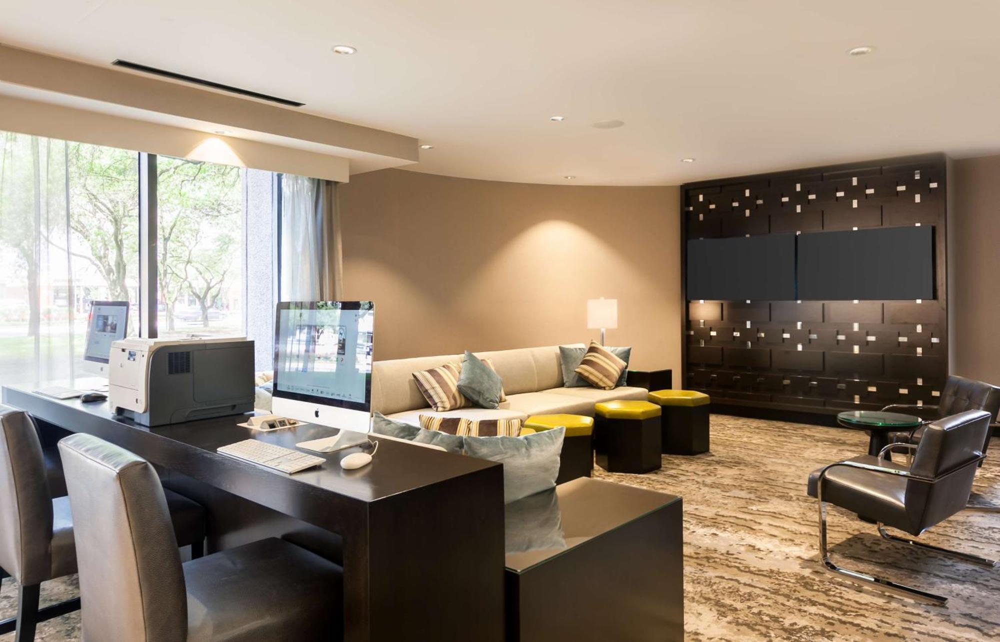 Doubletree By Hilton Hotel & Suites Houston By The Galleria Εξωτερικό φωτογραφία