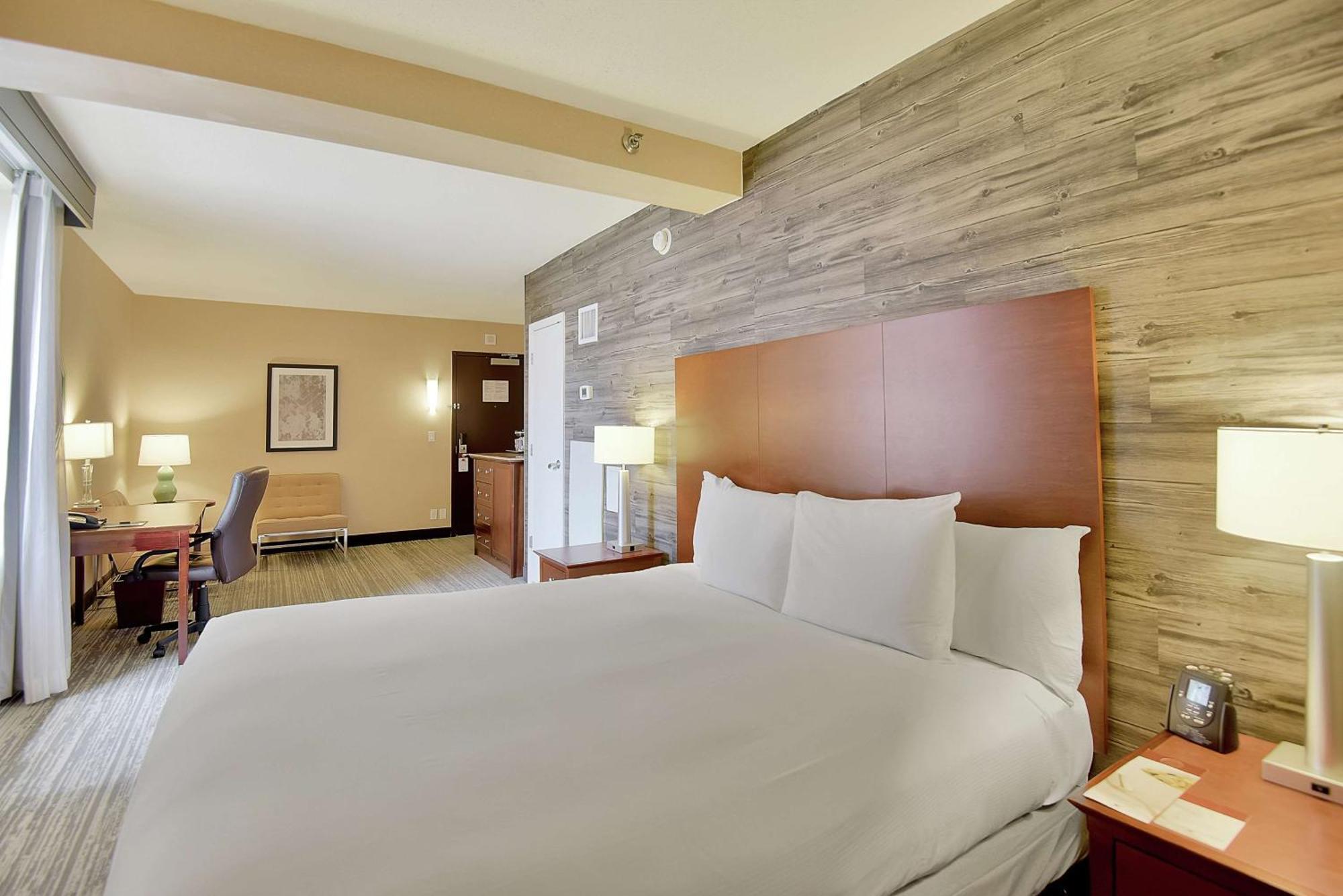 Doubletree By Hilton Hotel & Suites Houston By The Galleria Εξωτερικό φωτογραφία