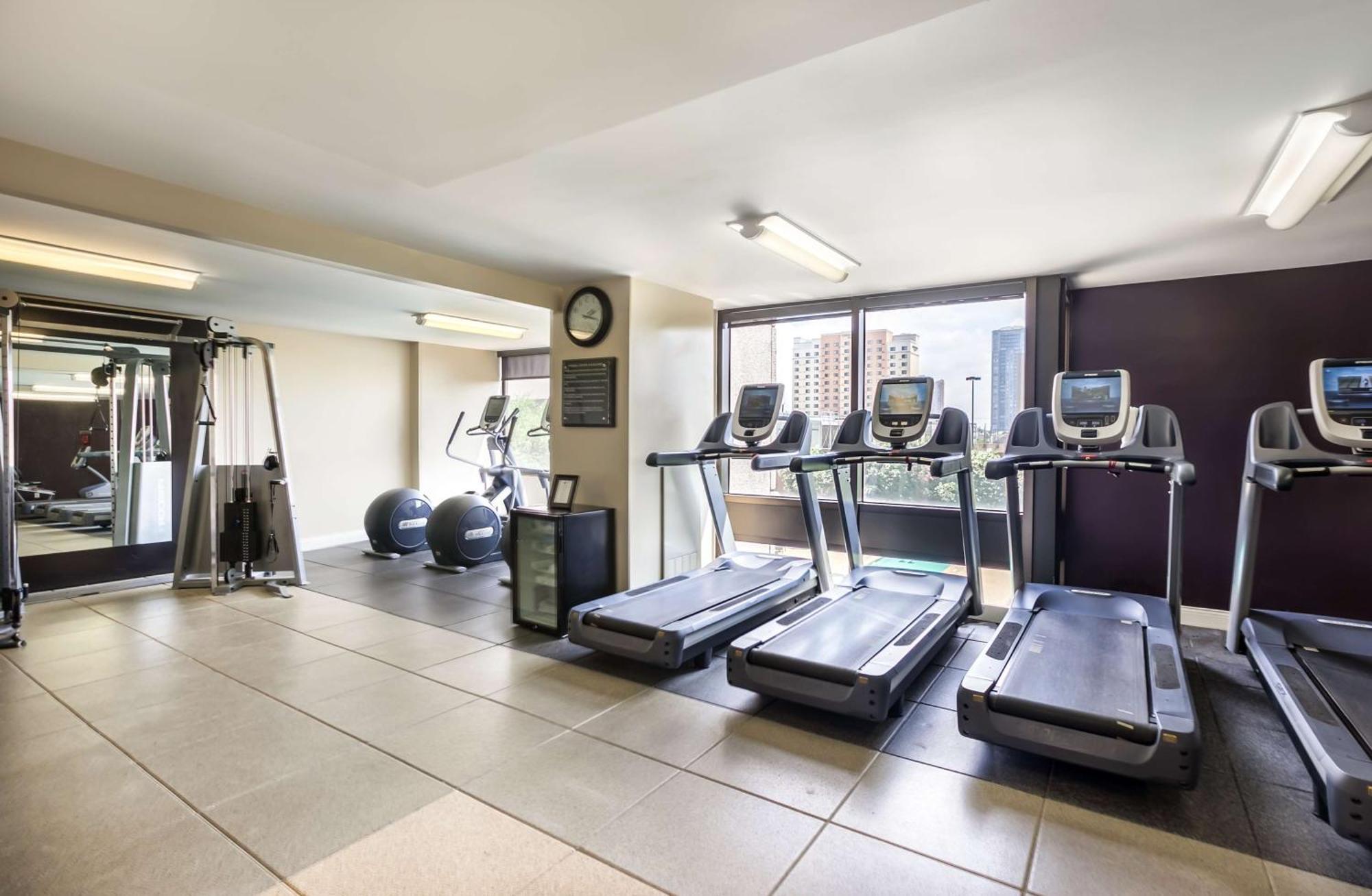 Doubletree By Hilton Hotel & Suites Houston By The Galleria Εξωτερικό φωτογραφία