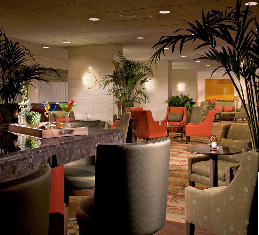 Doubletree By Hilton Hotel & Suites Houston By The Galleria Εξωτερικό φωτογραφία